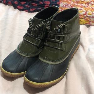 Sorel Out n about Boots size 9